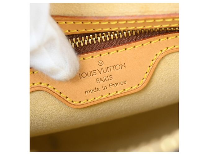 Louis Vuitton Looping Monogram Canvas MM - vista 4