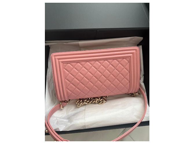 Bolso Chanel Boy Chanel en piel rosa - vista 13