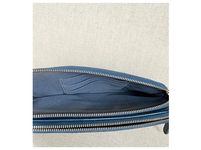 Chanel Wallet on Chain (WOC) in pelle caviar matelassé Blu Navy - vista 14