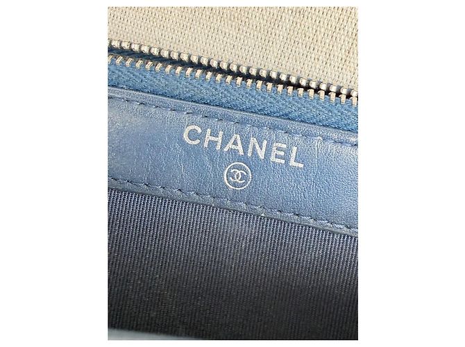 Chanel Wallet on Chain (WOC) in pelle caviar matelassé Blu Navy - vista 15