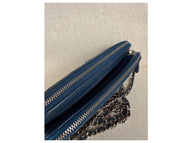 Chanel Wallet on Chain (WOC) in pelle caviar matelassé Blu Navy - vista 6