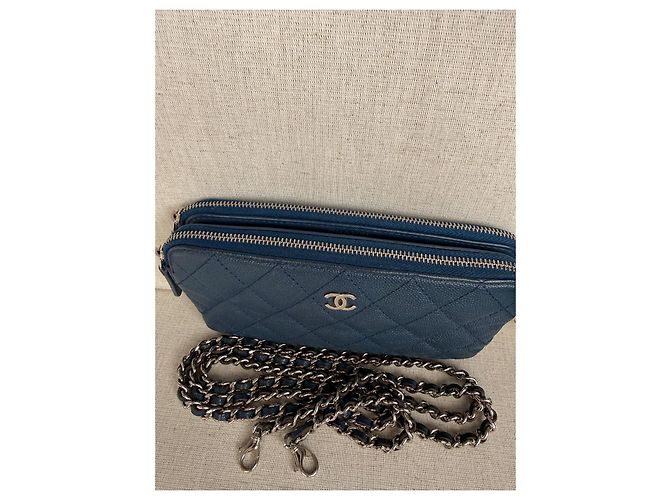 Chanel Wallet on Chain (WOC) in pelle caviar matelassé Blu Navy - vista 7