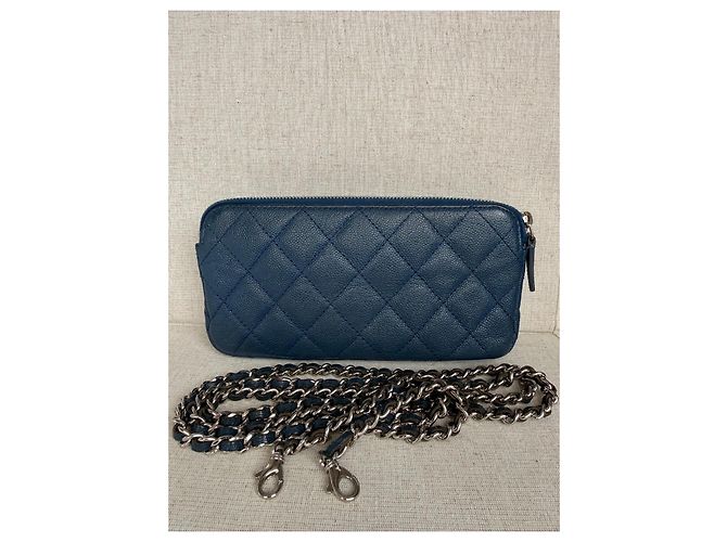 Chanel Wallet on Chain (WOC) in pelle caviar matelassé Blu Navy - vista 8