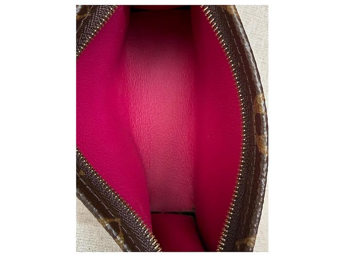 Louis Vuitton Neceser Monogram Marrón - vista 11