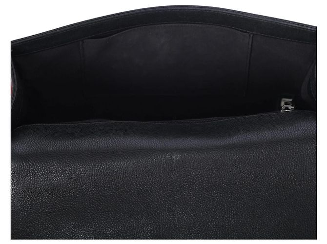 Bolsa de Ombro Chanel Boy Medium em Couro Matelassê - vista 8