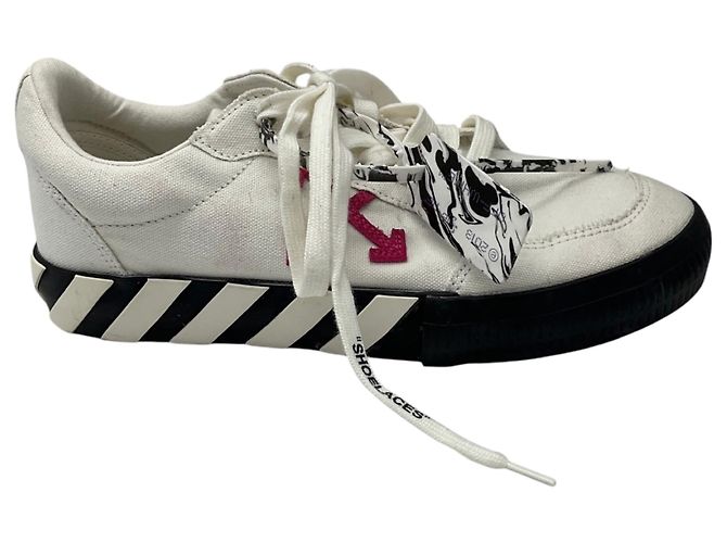Off White Sneakers basse in tela vulcanizzata Off-White White / Black Multi con dettaglio Zip Tie - vista 2