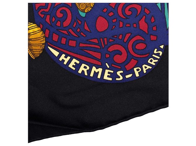 Pañuelo de seda Hermès LAtlantide Negro 90 Scarves - vista 7