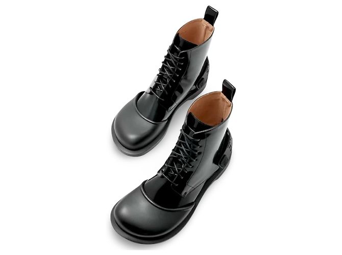 Loewe Stivali Campo Classic Lace-Up in pelle nera - vista 3