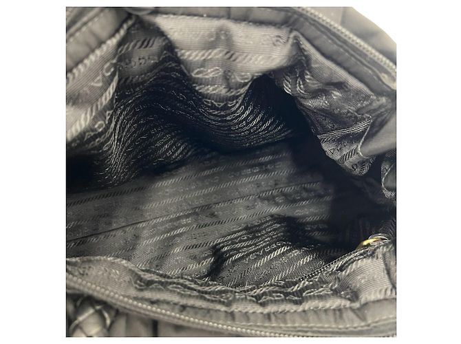 Ribbon Sac à main Prada en nylon noir et cuir - vue 9