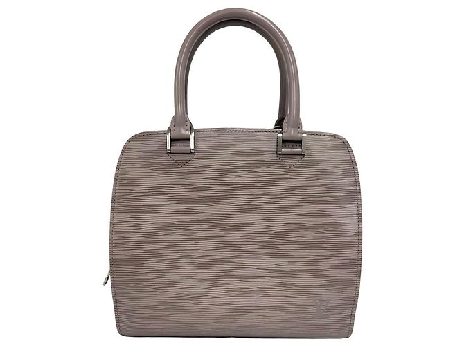 Borsa Louis Vuitton Pont Neuf in pelle Epi - vista 3