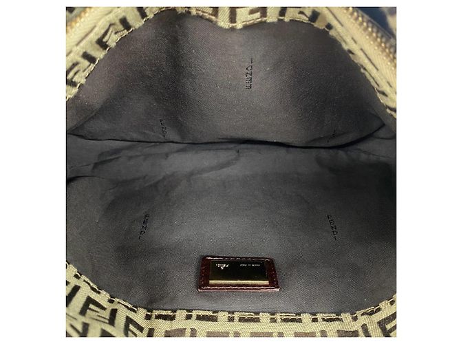 Fendi Vintage Schultertasche mit Zucchino FF-Muster - Ansicht 9