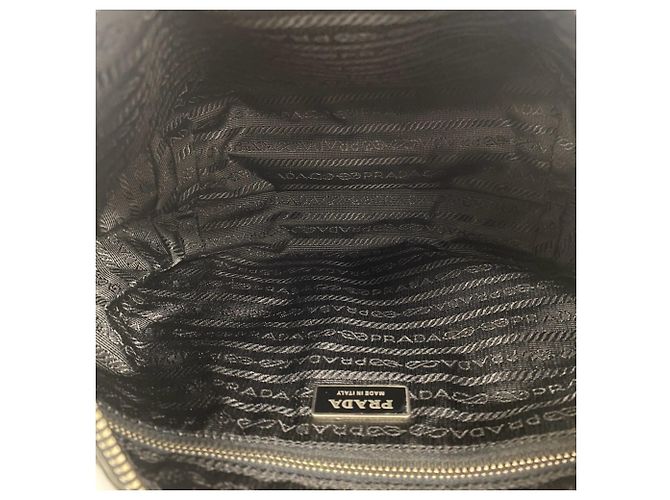 Saffiano Sac à épaule Prada avec logo triangle en métal - vue 9
