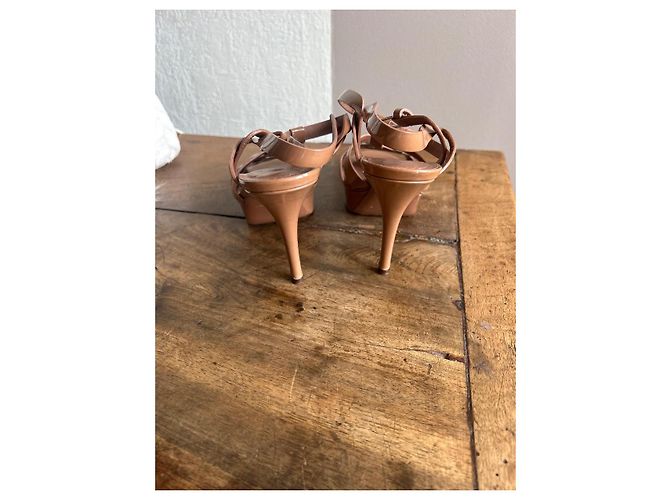 Saint Laurent Tribute sandalias de charol marrón - vista 5