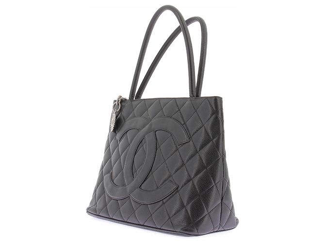 Chanel Saco Cabas Medalhão Acolchoado - vista 2