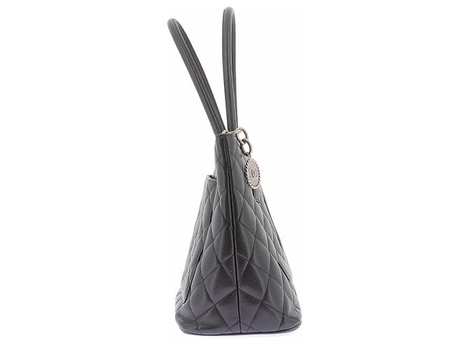 Chanel Saco Cabas Medalhão Acolchoado - vista 5