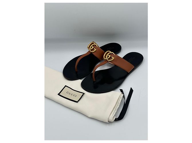 Gucci GG Marmont Sandali Thong - vista 2