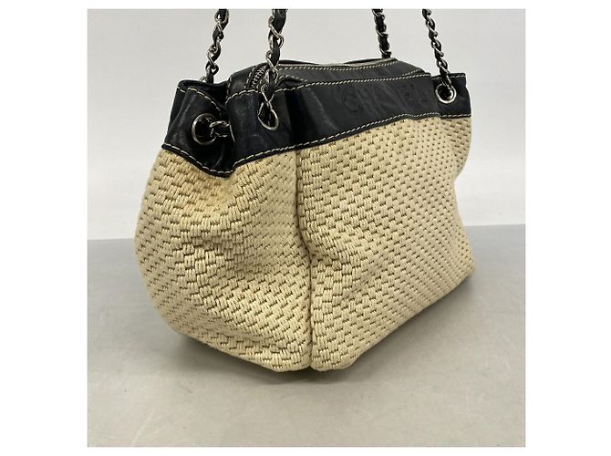 Borsa a tracolla Chanel in tela beige e nera - vista 2
