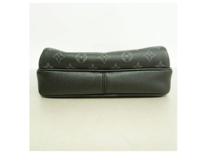 Sac à épaule Louis Vuitton Taigarama Outdoor PM - vue 3