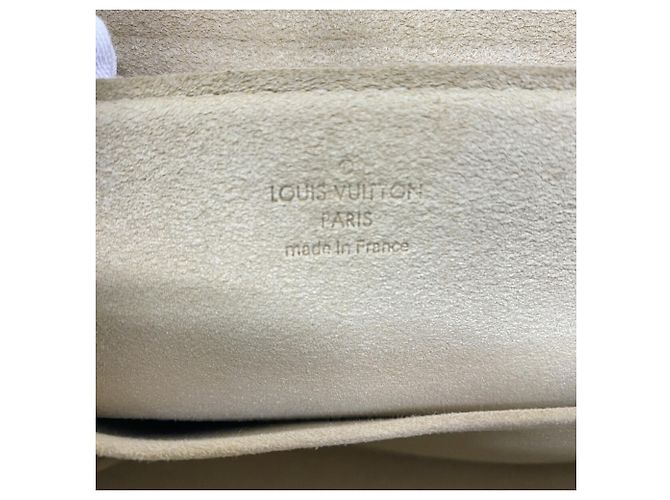 Borsa a tracolla Louis Vuitton Monogram Beverly MM - vista 5