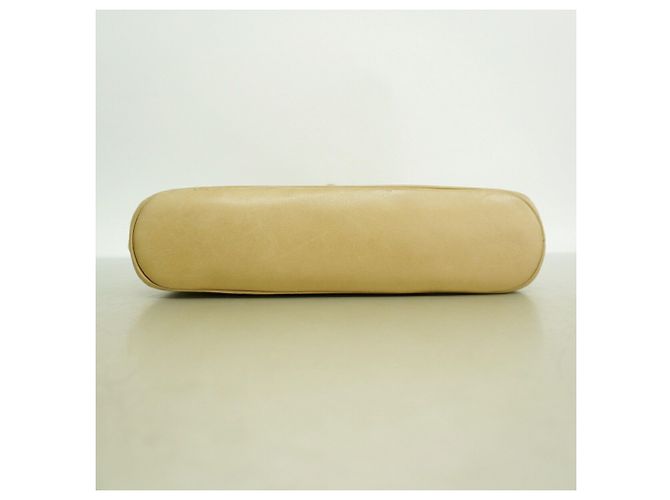 Borsa a tracolla Chanel Matelassé in pelle beige - vista 3