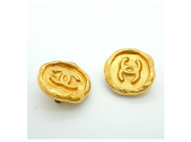 Chanel Gold Clip-On Ohrringe - Ansicht 2
