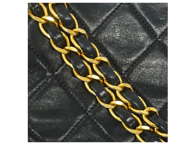 Borsa a tracolla Chanel Diana con catena in pelle d'agnello nera - vista 7