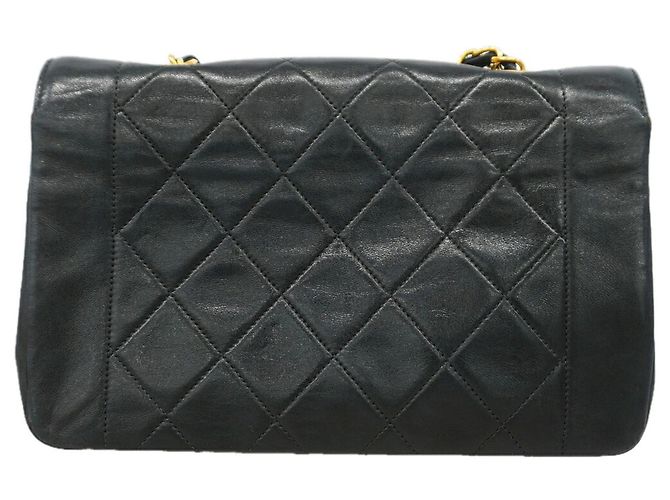 Borsa a tracolla Chanel Diana con catena in pelle d'agnello nera - vista 8