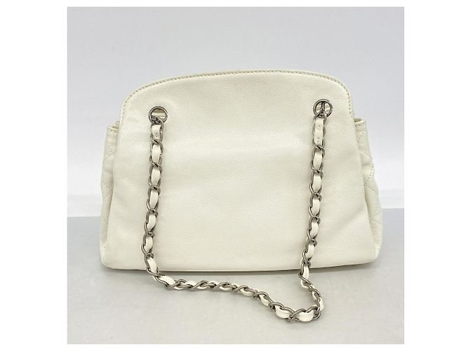 Borsa a tracolla Chanel in pelle di vitello grana bianca - vista 10