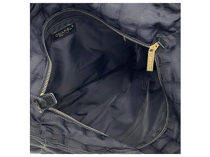 Chanel New Travel Nylon Tote Bag - Ansicht 4