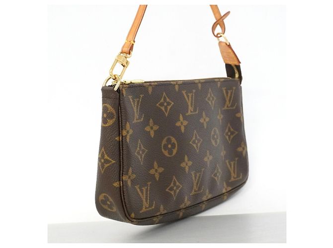 Louis Vuitton Monogram Pochette Accessoires - vista 2