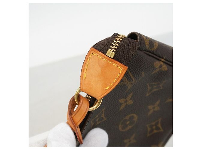 Louis Vuitton Monogram Pochette Accessoires - vista 7