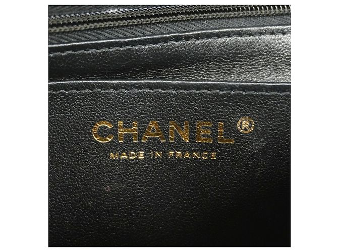 Borsa a tracolla Chanel Mini Matelassé con catena - vista 5