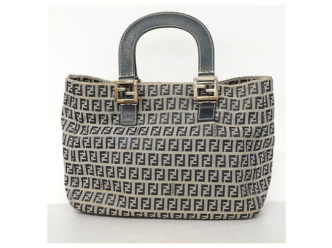 Bolsa de mão Fendi Zucchino em nylon e canvas - vista 12