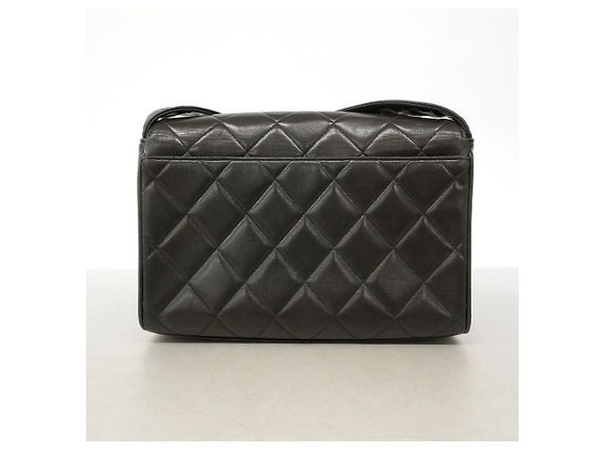 Borsa a tracolla Chanel Matelassé in pelle d'agnello - vista 12