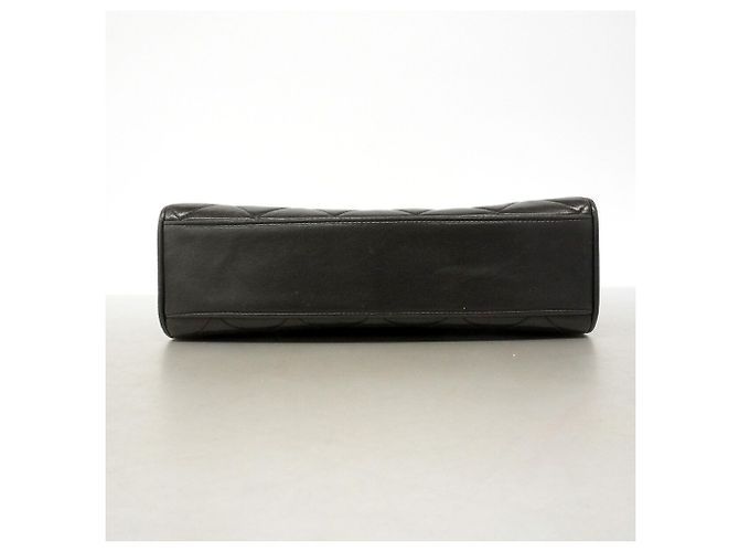 Borsa a tracolla Chanel Matelassé in pelle d'agnello - vista 3