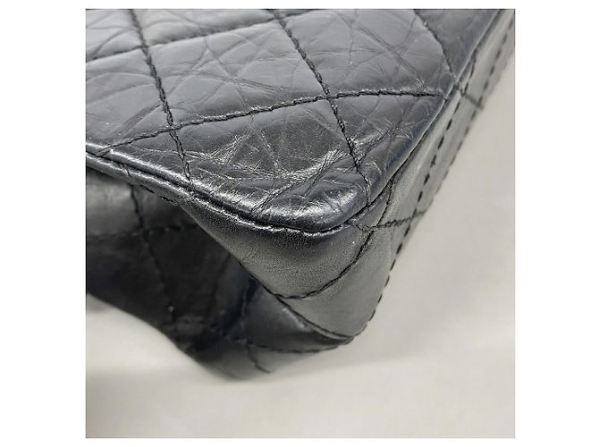 Bolsa de ombro Chanel em couro de bezerro preto - vista 6
