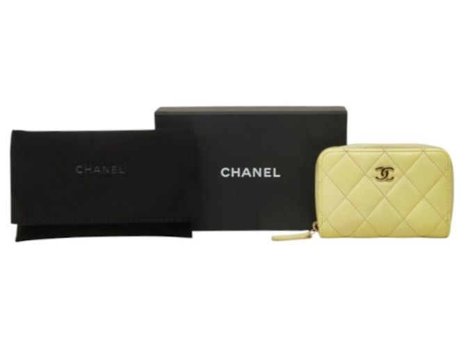 Monedero Chanel Matelassé Amarillo Limón - vista 10