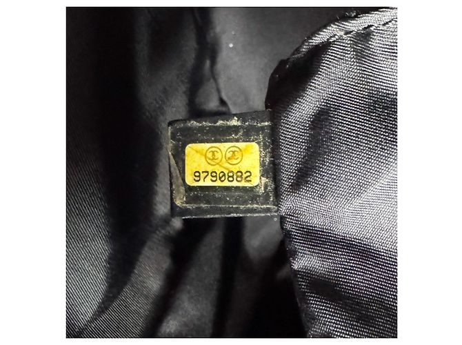 Borsa Tote Chanel in pelle nera - vista 12