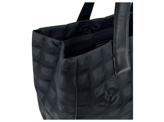 Borsa Tote Chanel in pelle nera - vista 7