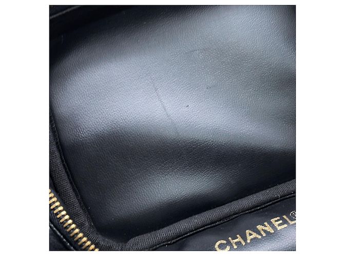 Borsa Vanity Chanel in pelle Caviar nera - vista 8