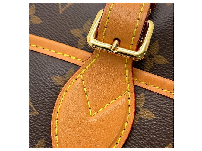 Borsa a tracolla Louis Vuitton Monogram Diane NM PM - vista 8