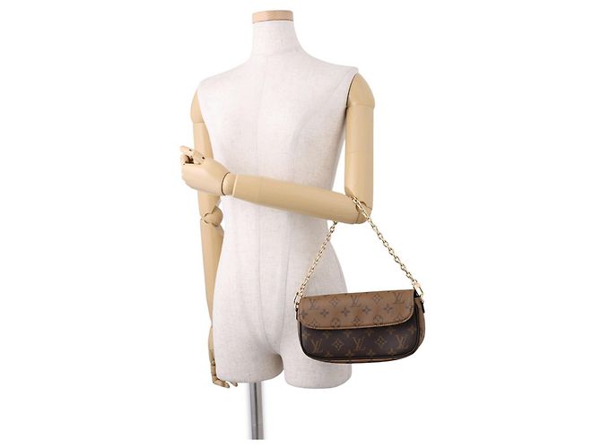 Portafoglio con catena Louis Vuitton Monogram Reverse - vista 4