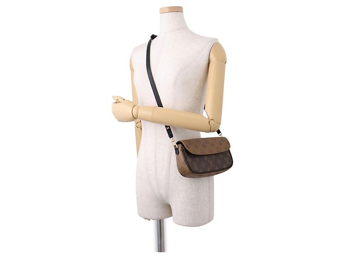 Portafoglio con catena Louis Vuitton Monogram Reverse - vista 7
