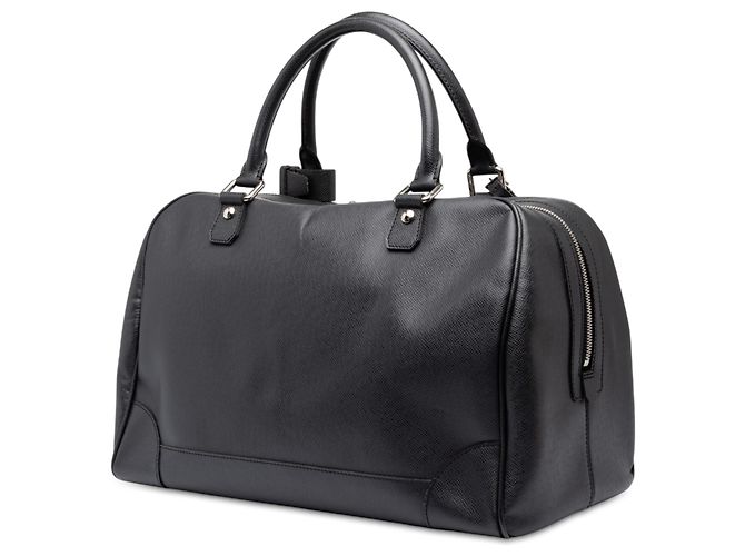 Louis Vuitton Black Taiga Stanislav - vista 2