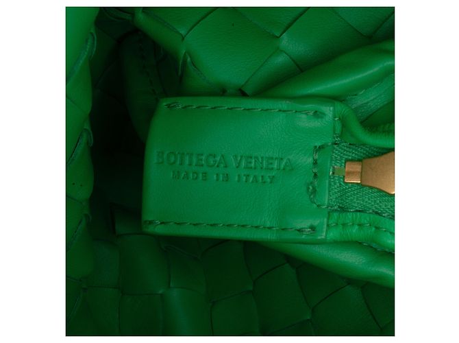 Borsa a tracolla Bottega Veneta Mini Intrecciato Loop in nappa verde - vista 5