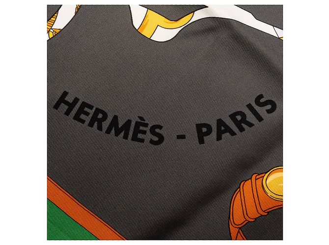 Foulard di seta Hermès Gray Tout en Carre 90 - vista 3