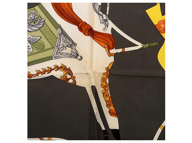 Foulard di seta Hermès Gray Tout en Carre 90 - vista 6
