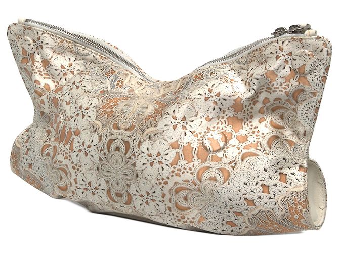 Clutch Alexander McQueen White Medium Satin De Manta Printed - vista 2
