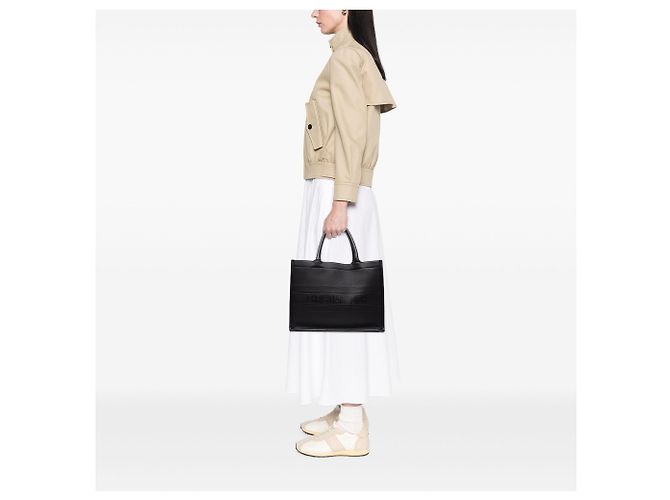 Dior Book Tote Medium in pelle goffrata nera - vista 6