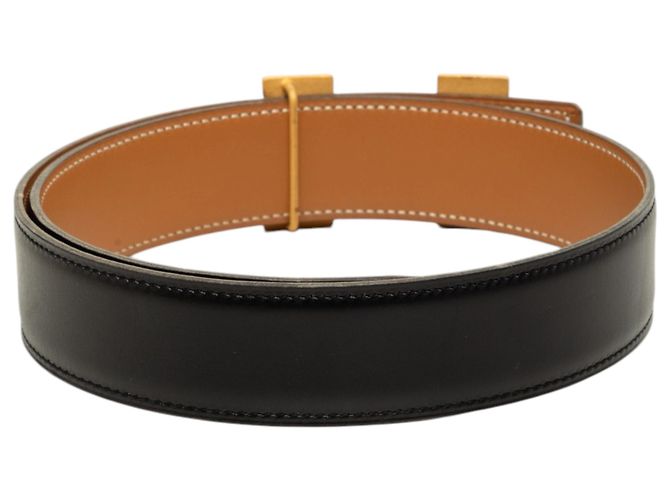 Cinturón reversible Hermès Constance H en piel Box Calf y Courchevel negro - vista 3